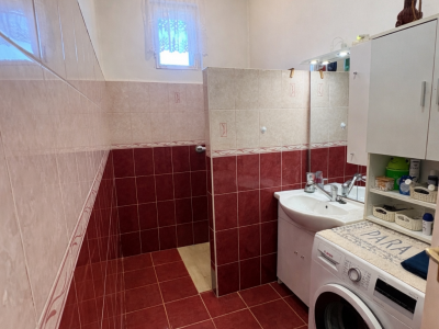 Eladó családi ház - Újszász (Újszász) / 6. kép