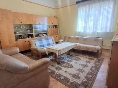 Eladó családi ház - Újszász / 10. kép