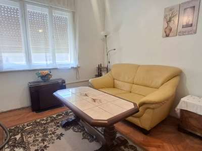 Eladó családi ház - Újszász / 9. kép