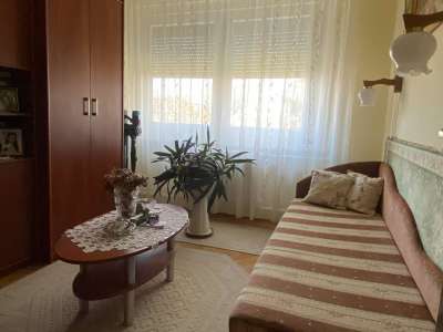 Eladó családi ház - Szolnok (Szandaszőlős) / 9. kép