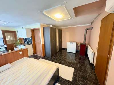 Eladó családi ház - Újszász (Újszász) / 4. kép