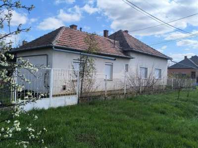 Eladó családi ház - Tiszaföldvár (Tiszaföldvár) / 2. kép