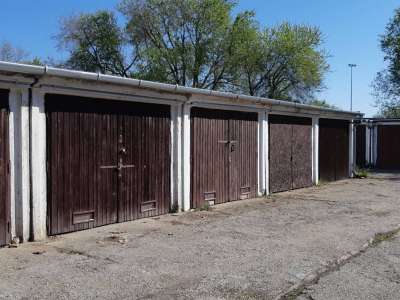 Eladó garázs - Szolnok (Széchenyi-lakótelep) / 1. kép