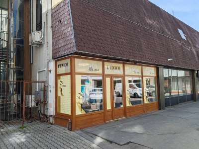 Eladó üzlethelyiség - Szolnok (Belváros) / 2. kép