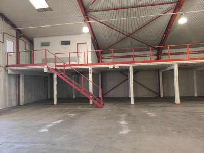 Kiadó raktár - Szolnok (Széchenyi-lakótelep) / 8. kép