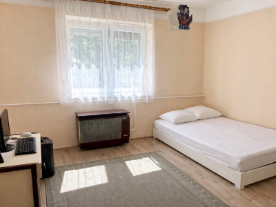 Eladó családi ház - Újszász (Újszász) / 3. kép