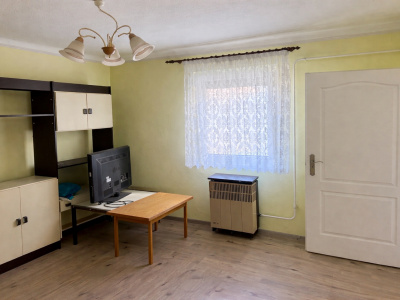 Eladó családi ház - Újszász (Újszász) / 9. kép