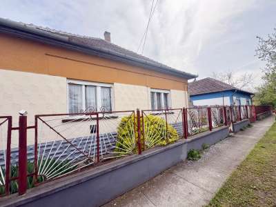 Eladó családi ház - Alattyán (Alattyán) / 12. kép