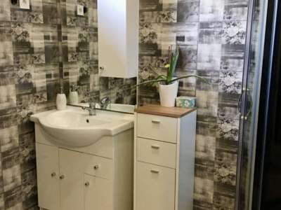 Eladó családi ház - Újszász (Újszász) / 8. kép