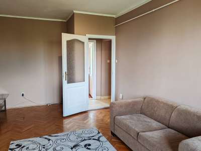 Kiadó téglalakás - Szolnok (Belváros) / 3. kép