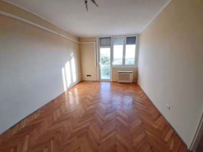 Kiadó téglalakás - Szolnok (Tallinn) / 1. kép