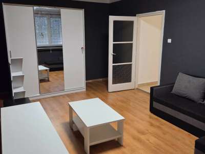 Kiadó téglalakás - Szolnok (Tallinn) / 3. kép
