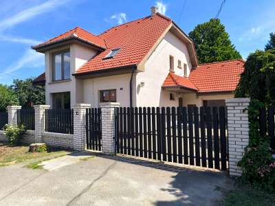 Eladó családi ház - Rákóczifalva / 1. kép