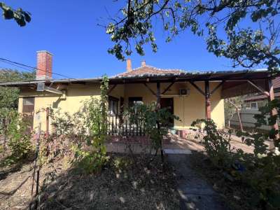 Eladó családi ház - Szolnok (Széchenyi-lakótelep) / 3. kép