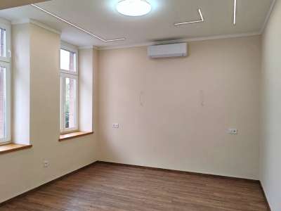 Eladó téglalakás - Szolnok (Belváros) / 12. kép