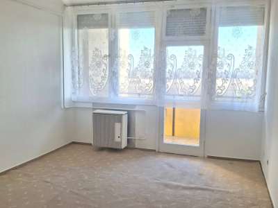 Kiadó téglalakás - Szolnok (Tallin) / 7. kép