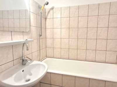 Kiadó téglalakás - Szolnok (Tallin) / 15. kép