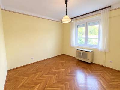 Eladó téglalakás - Szolnok (Belváros) / 2. kép