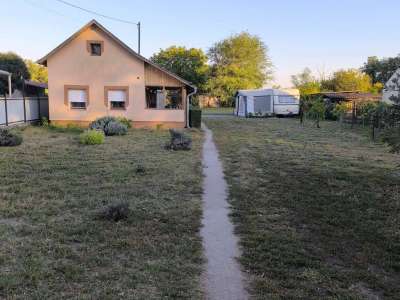 Eladó családi ház - Cserkeszőlő / 2. kép
