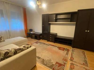 Kiadó téglalakás - Szolnok (Belváros) / 1. kép