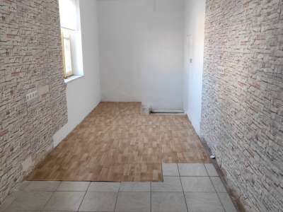 Kiadó üzlethelyiség - Veszprém (Cholnokyváros) / 4. kép