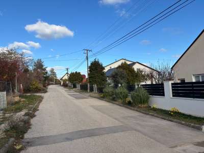 Eladó építési telek - Balatonalmádi (Vörösberény) / 1. kép