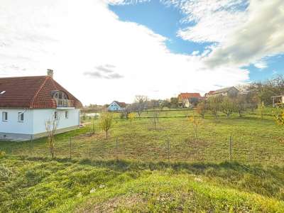 Eladó építési telek - Balatonalmádi (Vörösberény) / 4. kép