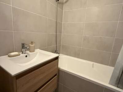 Eladó panellakás - Pétfürdő / 5. kép