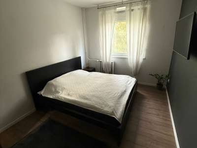 Eladó panellakás - Pétfürdő / 4. kép