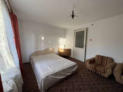 Eladó családi ház - Veszprémfajsz / 8. kép