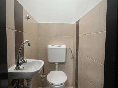 Eladó üzlethelyiség - Várpalota / 8. kép