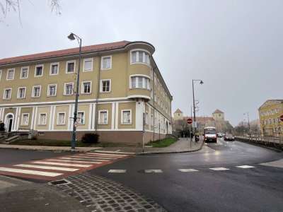 Eladó iroda - Várpalota / 2. kép