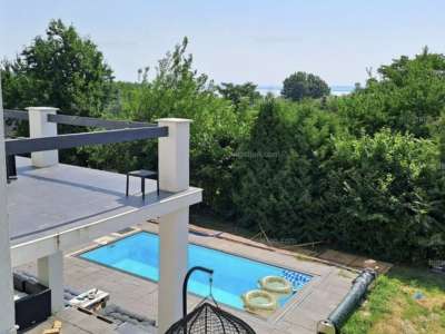 Eladó családi ház - Ábrahámhegy / 3. kép