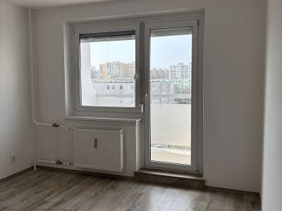 Eladó panellakás - Veszprém / 6. kép