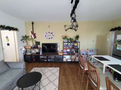 Eladó téglalakás - Hajmáskér / 2. kép