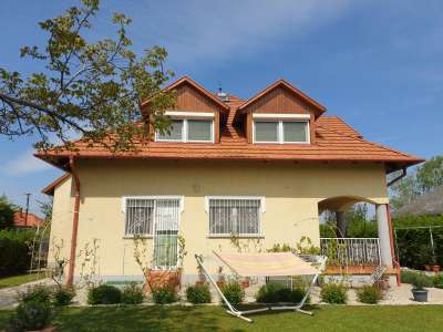 Eladó családi ház - Balatonalmádi / 1. kép