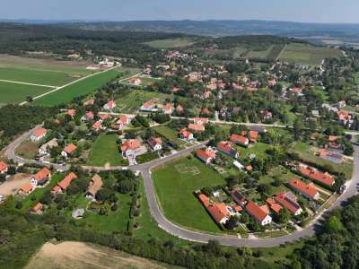 Eladó építési telek - Vászoly / 3. kép