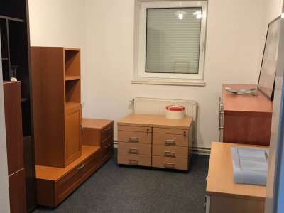 Eladó üzlethelyiség - Veszprém (Dózsaváros) / 4. kép