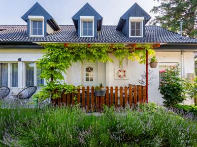 Eladó családi ház - Balatonakarattya / 2. kép