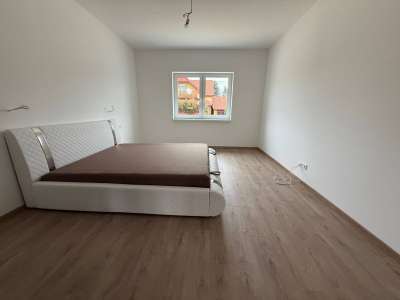 Eladó téglalakás - Balatonakarattya / 6. kép