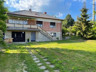 Eladó családi ház - Balatonfüred / 1. kép