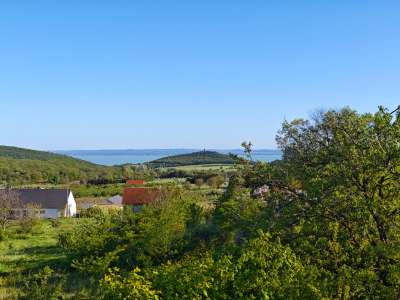 Eladó nyaraló - Felsőörs / 2. kép