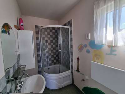 Eladó családi ház - Balatonfűzfő (Fűzfőfürdő) / 27. kép