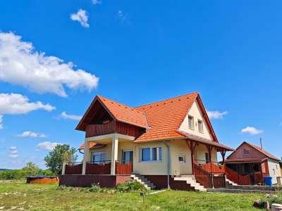 Eladó családi ház - Balatonfűzfő (Fűzfőfürdő) / 30. kép
