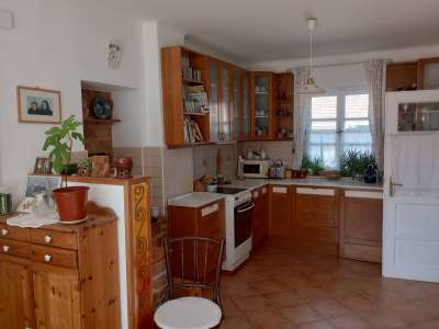 Eladó családi ház - Balatonkenese / 6. kép