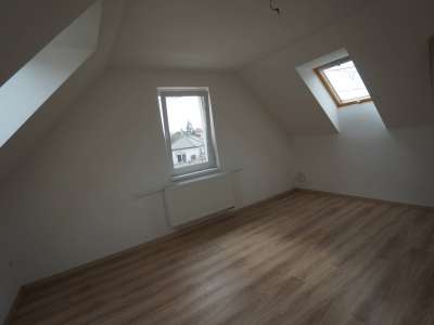 Eladó családi ház - Veszprém (Dózsaváros) / 3. kép