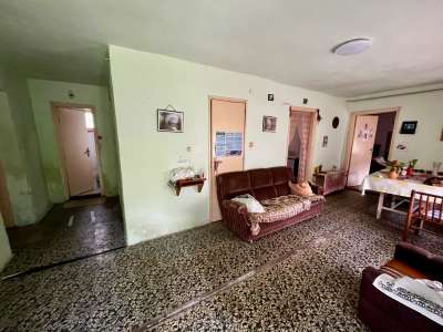 Eladó családi ház - Mencshely / 3. kép