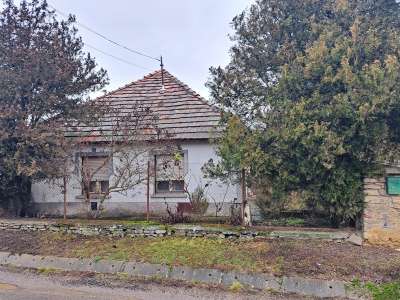 Eladó családi ház - Mencshely / 2. kép