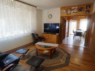 Eladó családi ház - Nemesvámos / 1. kép