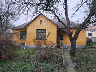 Eladó családi ház - Köveskál / 1. kép